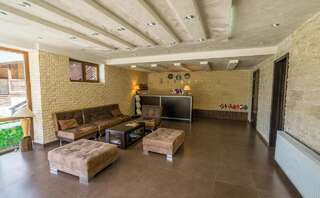 Отель Hotel Banguriani Местиа-2